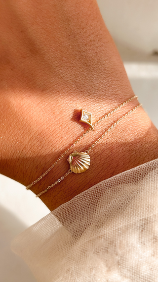 9ct Yellow Gold Sea Shell Bracelet