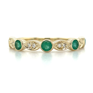 9ct Yellow Gold Emerald & Diamond Ring