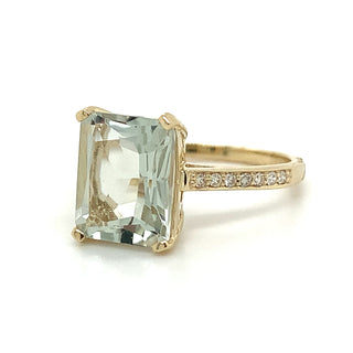 9ct Yellow Gold 2.25ct Green Amethyst And 0.10ct Diamond Ring
