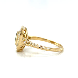 18ct Yellow Gold Emerald Cut Green Sapphire & Diamond Vintage style Ring