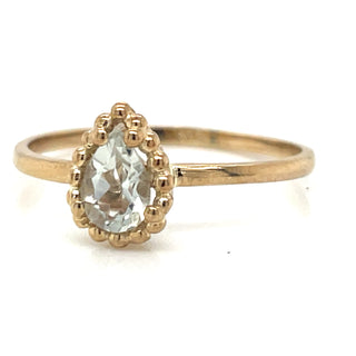 9ct Yellow Gold Pear Cut Green Amethyst Ring with Dotted Edge