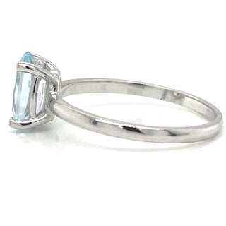 9ct White Gold 1.60ct Earth Grown Oval Blue Topaz Ring