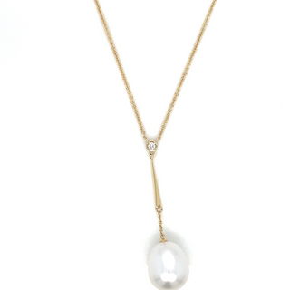 9ct Yellow Gold Drop Cultured Pearl & Diamond Necklace