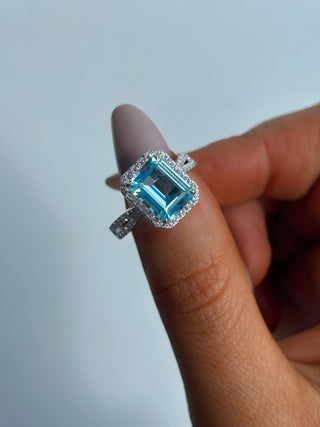 18ct White Gold Earth Grown Aquamarine and Laboratory Grown Diamond Halo Ring