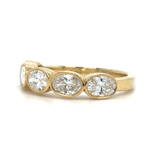 18ct Yellow Gold 1.37ct Laboratory Grown Horizontal Oval Diamond Ring