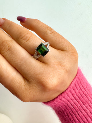 9ct White Gold Earth Grown Green Tourmaline & Diamond Ring