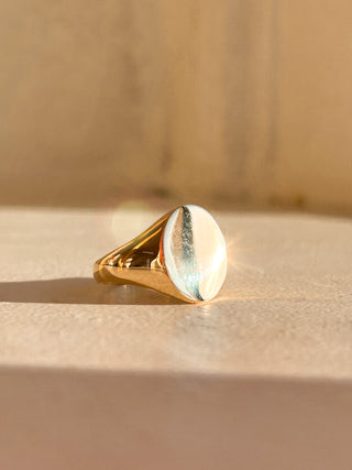 Vintage 9ct Yellow Gold Plain Oval Signet Ring