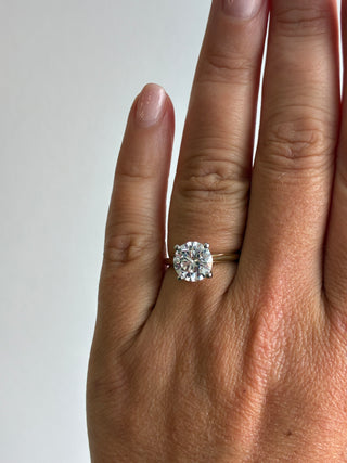 Amaris - 18ct Yellow Gold 2.56ct Laboratory Grown Four Claw Round Brilliant Diamond Solitaire Engagement Ring