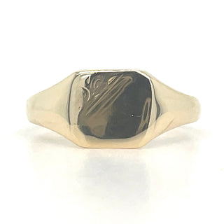 Vintage 9ct Yellow Gold Square Signet Ring With Detailed Design