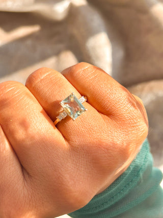 2.25ct Earth Grown Radiant Green Amethyst & Princess Diamond Gold Ring