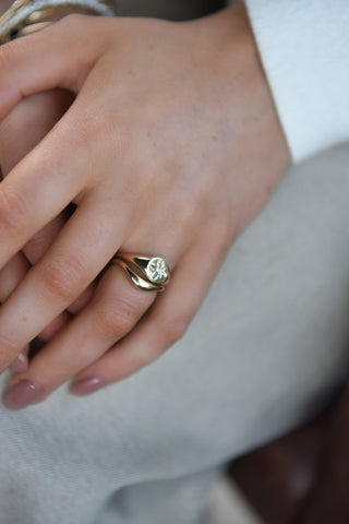 9ct Yellow Gold Diamond Set Star Signet Ring