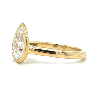 Mereolith - 18ct Yellow Gold Laboratory Grown Rubover 1.52ct Pear Cut Solitaire Diamond Ring