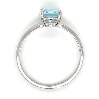 9ct White Gold 1.60ct Earth Grown Oval Blue Topaz Ring