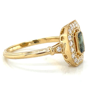 18ct Yellow Gold Emerald Cut Green Sapphire & Diamond Vintage style Ring