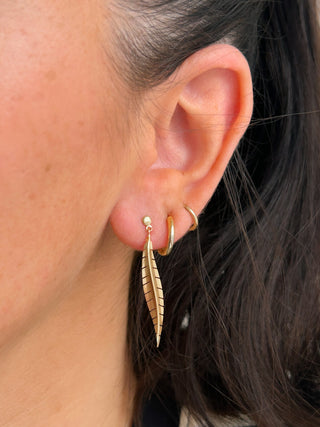 Vintage 9ct Yellow Gold Feather Drop Earrings