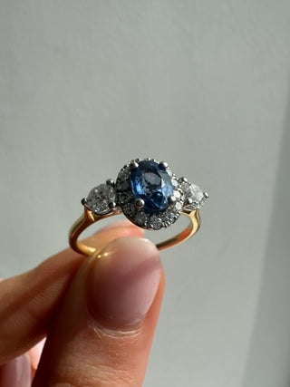 18ct Yellow Gold Oval Sapphire Trio Diamond Ring