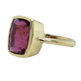 18ct Yellow Gold Earth Grown 4.60ct Rubellite Ring