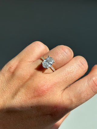 Valencia - 18ct Yellow Gold Laboratory Grown 3.04ct Oval Solitaire With Hidden Halo Engagement Ring And Castle Set Shoulders