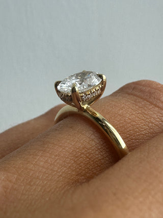 Millie - 18ct Yellow Gold 1.35ct Laboratory Grown Oval Solitaire Engagement Ring with Hidden Halo