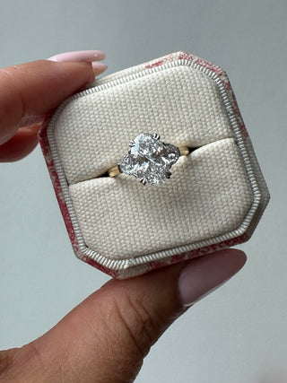 Misha -18ct Yellow Gold 2.52ct Laboratory Grown Oval Diamond EngagemenT Ring With Half Moon Side Stones