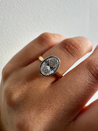 Isabelle - 18ct Yellow Gold 2.00ct Laboratory Grown Oval Diamond Bezel Set Solitaire Engagement Ring