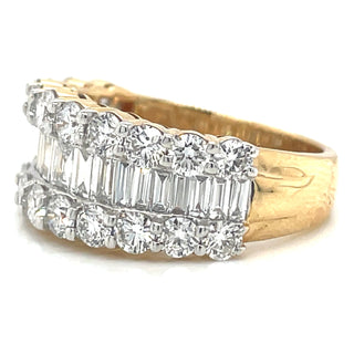 18ct Yellow Gold Laboratory Grown 2.88ct Round And Baguette Diamond Ring