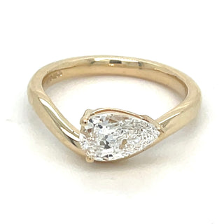 Cara - 9ct Yellow Gold 1ct - 1.05ct Laboratory Grown Horizontal Pear Cut Diamond Shaped Ring