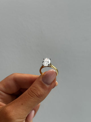 Emma - 18ct Yellow Gold 2.50ct Laboratory Grown Oval Solitaire Diamond Ring