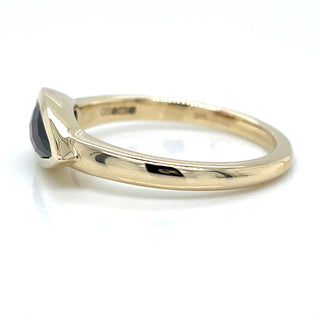 9ct Yellow Gold Pear Cut Garnet Ring