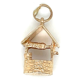 Vintage 9ct Yellow Gold Water Well Pendant