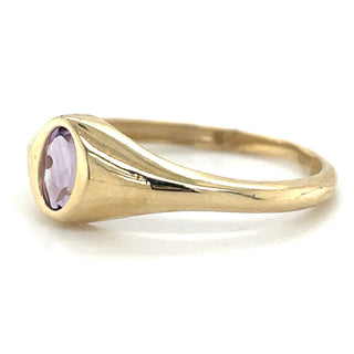 9ct Yellow Gold Rubover Earth Grown Purple Amethyst Ring