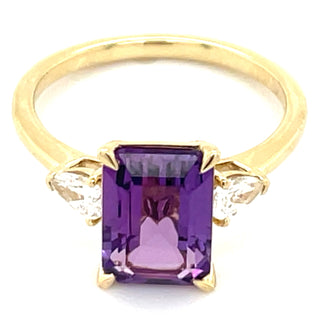 9ct Yellow Gold 3.23ct Purple Amethyst & 0.30ct Diamond Ring