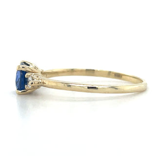 9ct Yellow Gold Earth Grown Horizontal Oval Sapphire & Side Diamond Ring