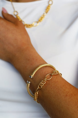 Aura Golden Oval Link Textured Train Bracelet