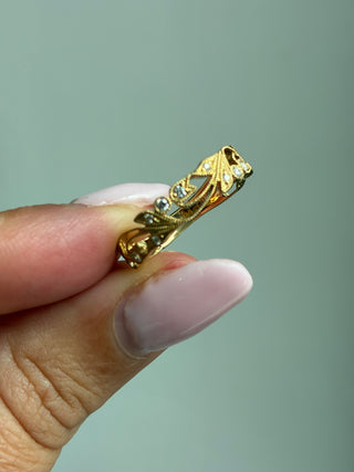 18ct Yellow Gold Earth Grown 0.18ct Ornate Diamond Ring