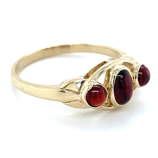 Vintage 9ct Yellow Gold Victorian Style Cabochan Garnet Three Stone Ring
