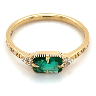 18ct Yellow Gold Earth Grown Horizontal Set 0.37-0.47ct Emerald with Side Trio of 0.04ct Diamond Ring