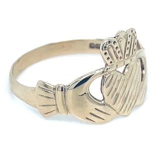 Vintage 9ct Yellow Gold Dashed Claddagh Ring