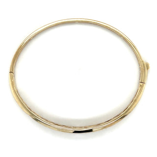 9ct Yellow Gold Gypsy Set Laboratory Grown Emerald Cut Diamond Bangle