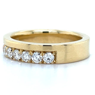 18ct Yellow Gold 4m Off-Set Castle Laboratory Grown Diamond Ring