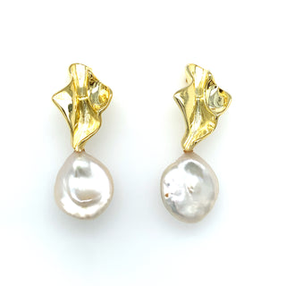 Golden Pearl Drop Earring with Shell Detail
