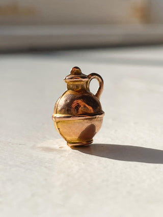 Vintage  9ct Gold Vase Charm