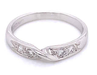 18ct White Gold Pave Set 0.18ct Diamond Ring With Twist Detail