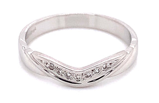 18ct White Gold Chanel  Set 0.15ct Diamond Shaped Ring