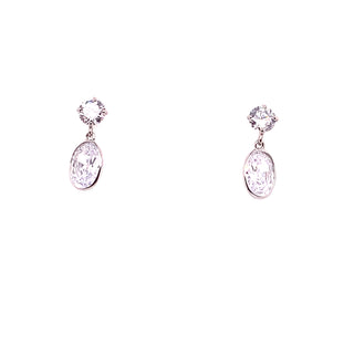 Oval 9ct White Gold Drop Earring