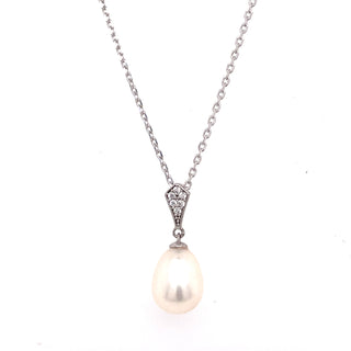 White Gold Fresh Water Pearl Necklace