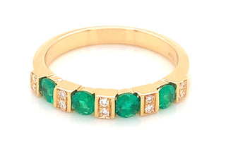 18ct Yellow Gold 0.45ct Emerald And 0.08ct Diamond Eternity Ring