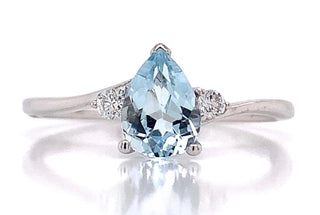 9ct White Gold 0.65ct Earth Grown Aquamarine With 0.06ct Side Stones