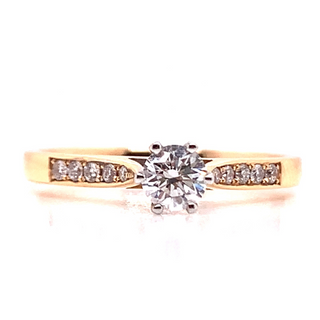 18ct Rose Gold Solitaire with Pave Set Shoulder Earth Grown Diamond Engagment Ring