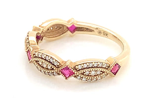 9ct Yellow Gold 0.16ct Diamond And Ruby Vintage Style Ring